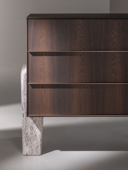 Mobile Lofty Chest