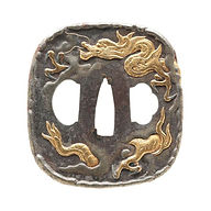 古い鉄地・双龍図 透かし 南蛮鍔です。 刀の鍔だと思います。 古い鉄地 古い鉄地・双龍図 透かし 南蛮鍔です。 刀の鍔だと思います。 古い鉄地