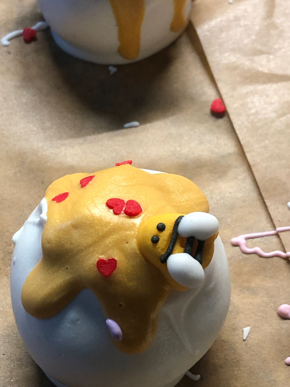 Thumbnail: Cake Pop (all pictured and simple designs)