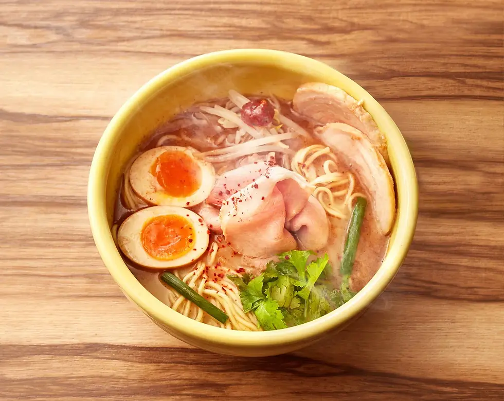 京橋店ではスパイス×豚骨に挑戦