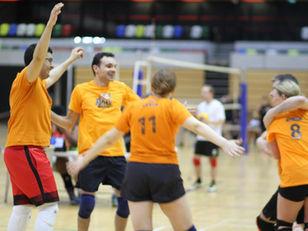 “Giants” steps in London Volleyball