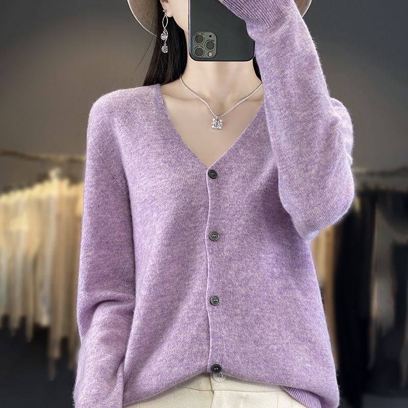 Thumbnail: V-neck wool sweater worn by a Korean women