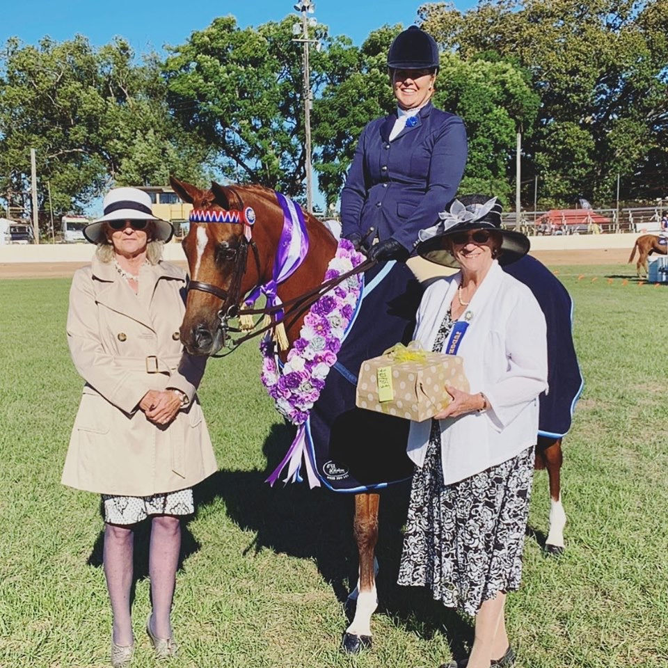 Thumbnail: Supreme Garland