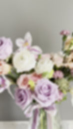 Thumbnail: Medium Classic Arrangement