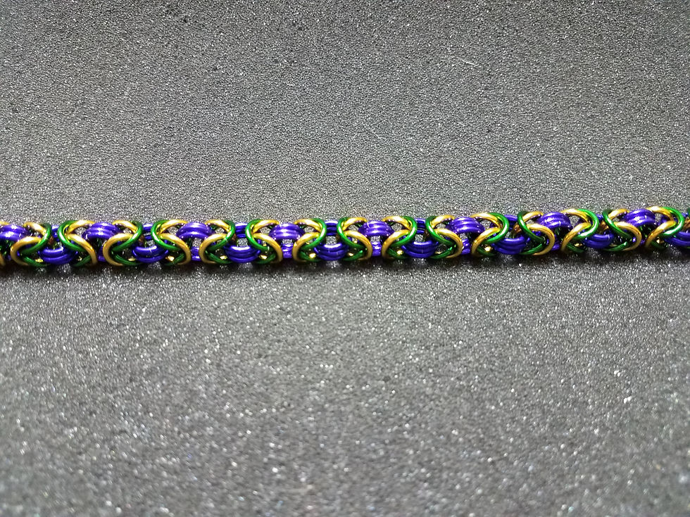 Thumbnail: Mardi Gras chainmail Byzantine bracelet