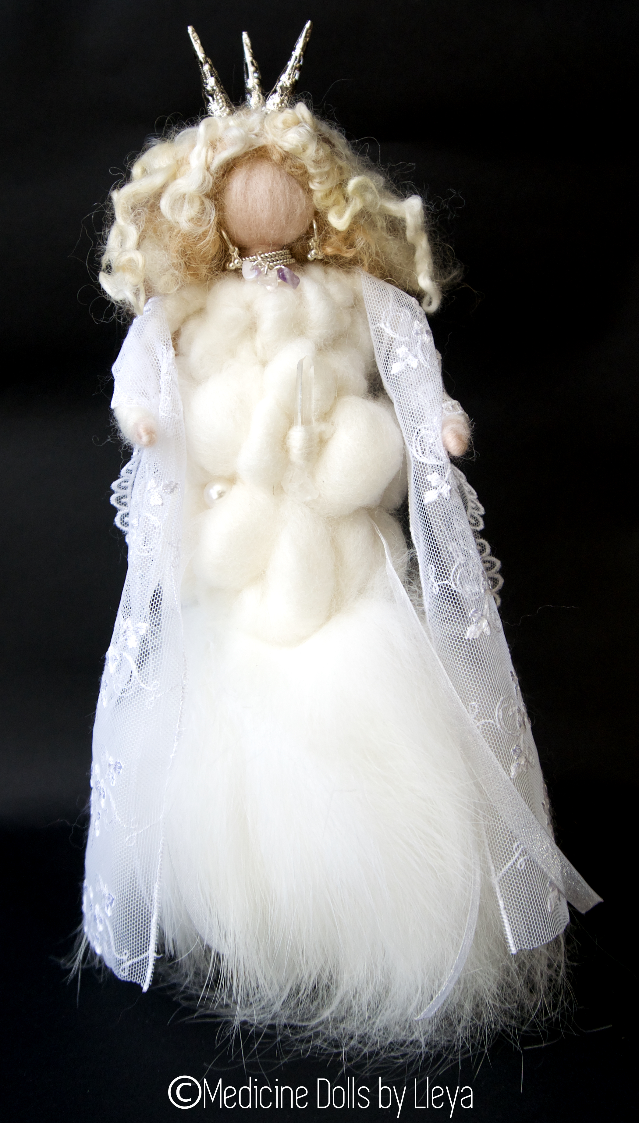 Angel queen