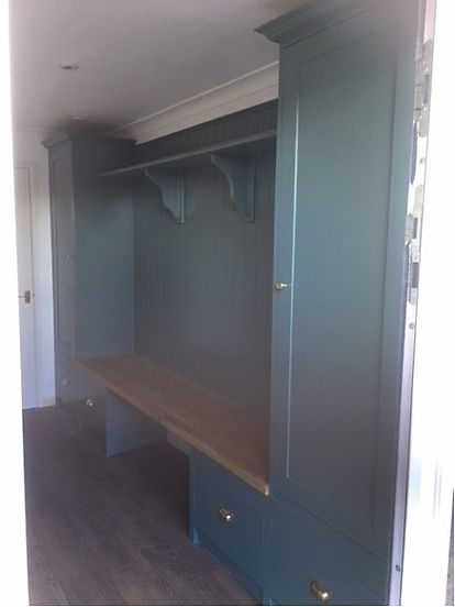 D3843AAC75C9405593049E3C338A3233 2.JPG