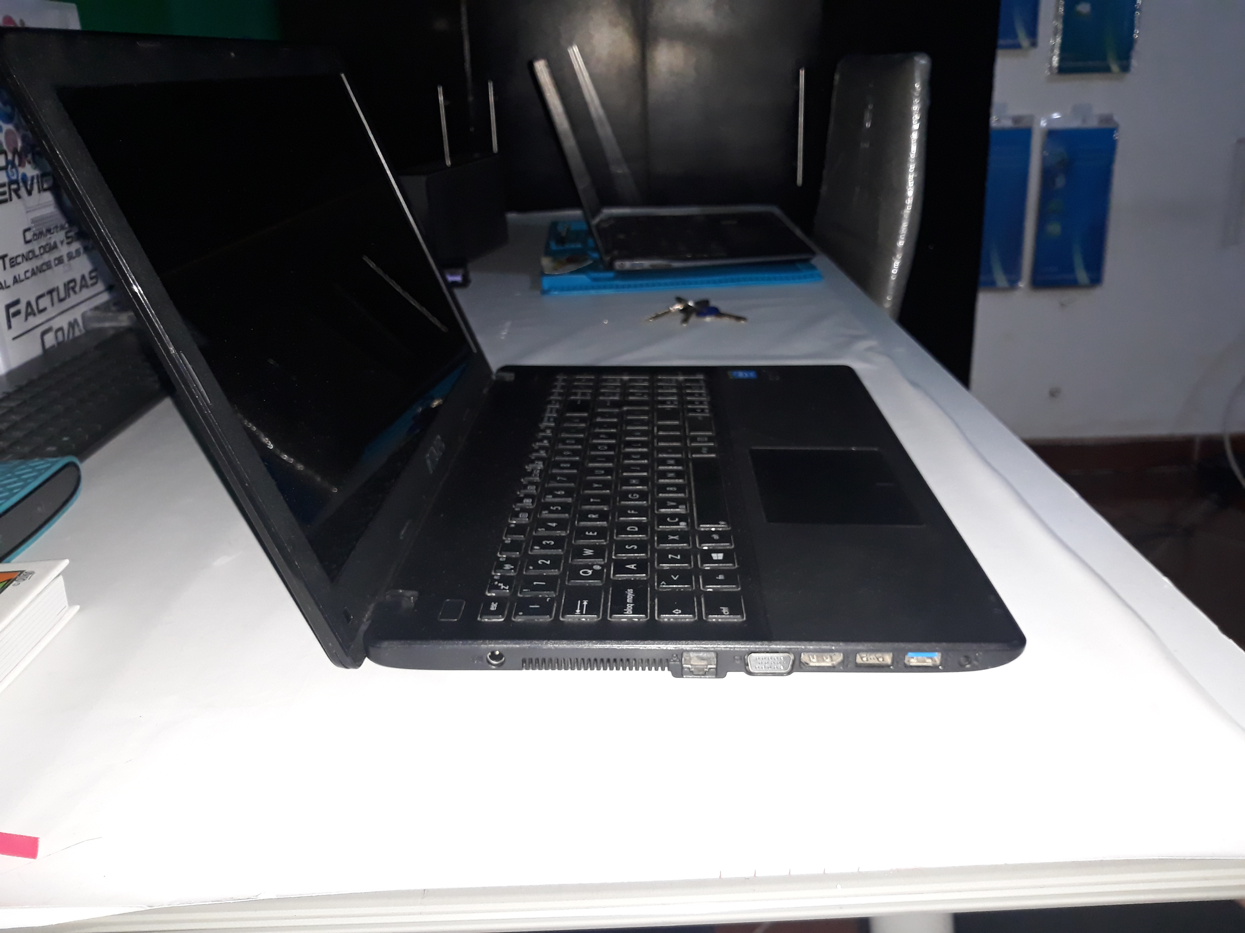 Portatil Asus X551ca 15.6-inch 1.50 Ghz Intel Celeron 1007U