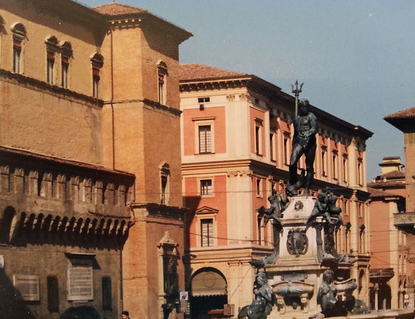 Болонья, Bologna