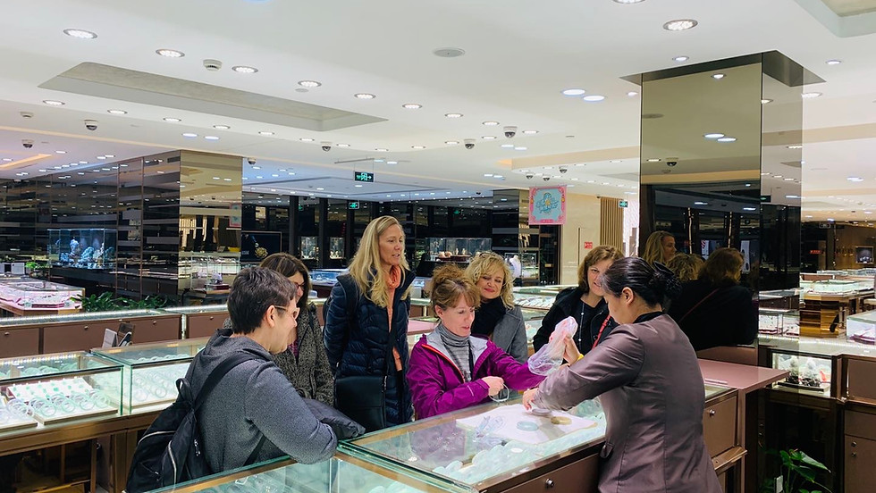 Jade and Gold Shopping