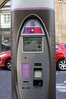 800px-Paris_06_2012_Velib_2883.jpg