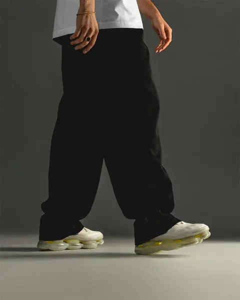 nike-air-max-scorpion-lemon-wash-store-list-4.jpg