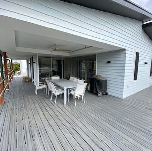 Residential new home build. Upper deck entertainment area. Buddina, Sunshine Coast. Tim Unsted Building
