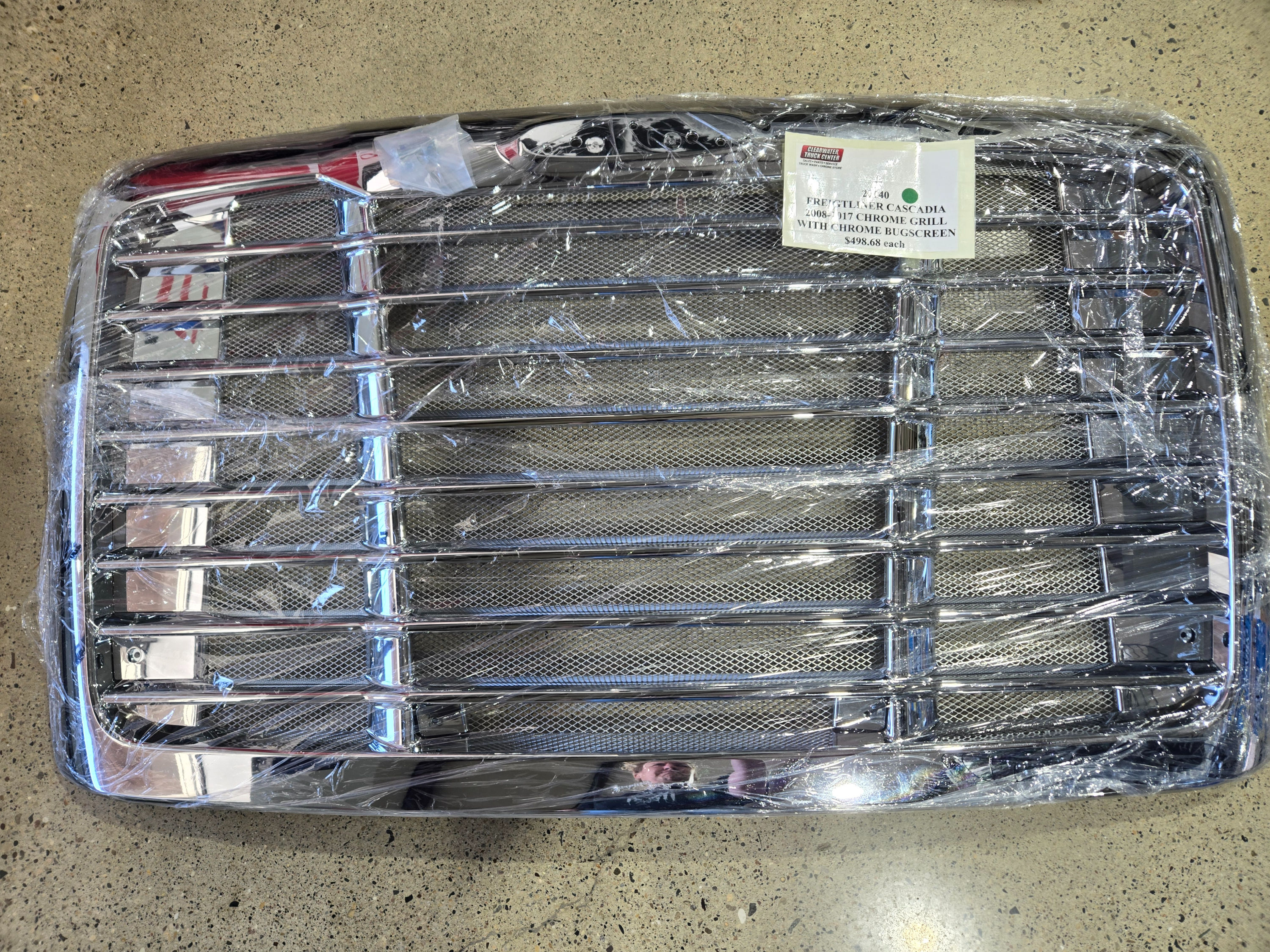 Freightliner Cascadia 08+ grill/bugscreen