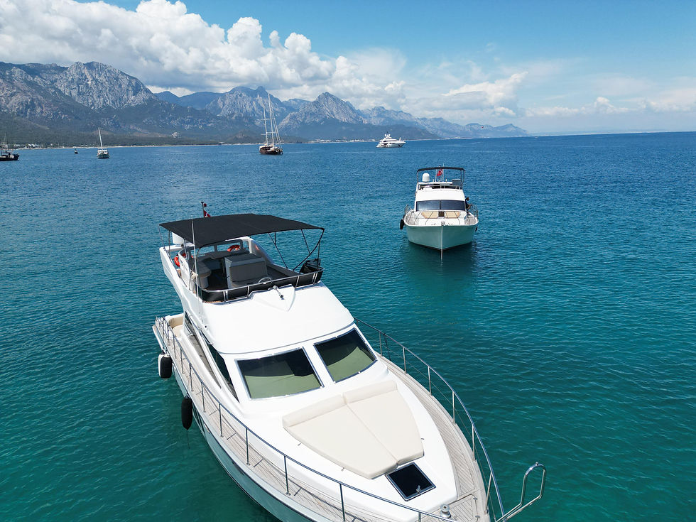 Thumbnail: Yacht "Hola"