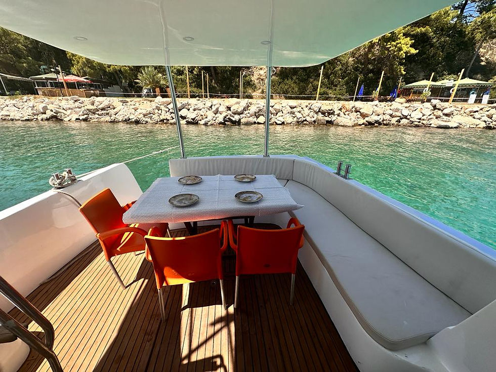 Thumbnail: meduza yacht