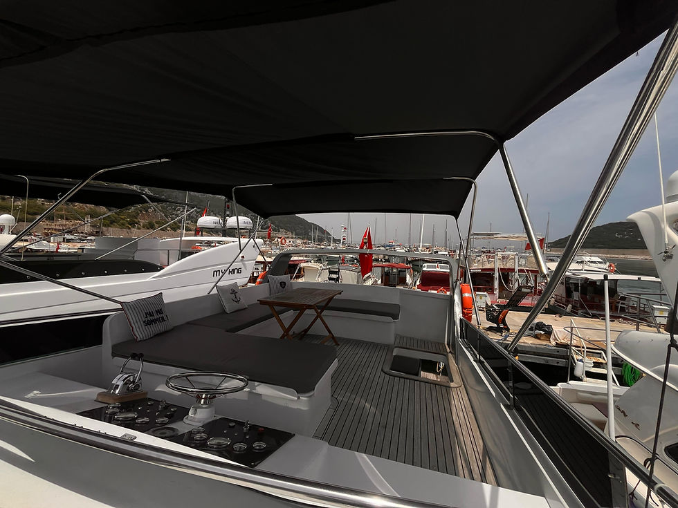 Thumbnail: Yacht "My Queen M"