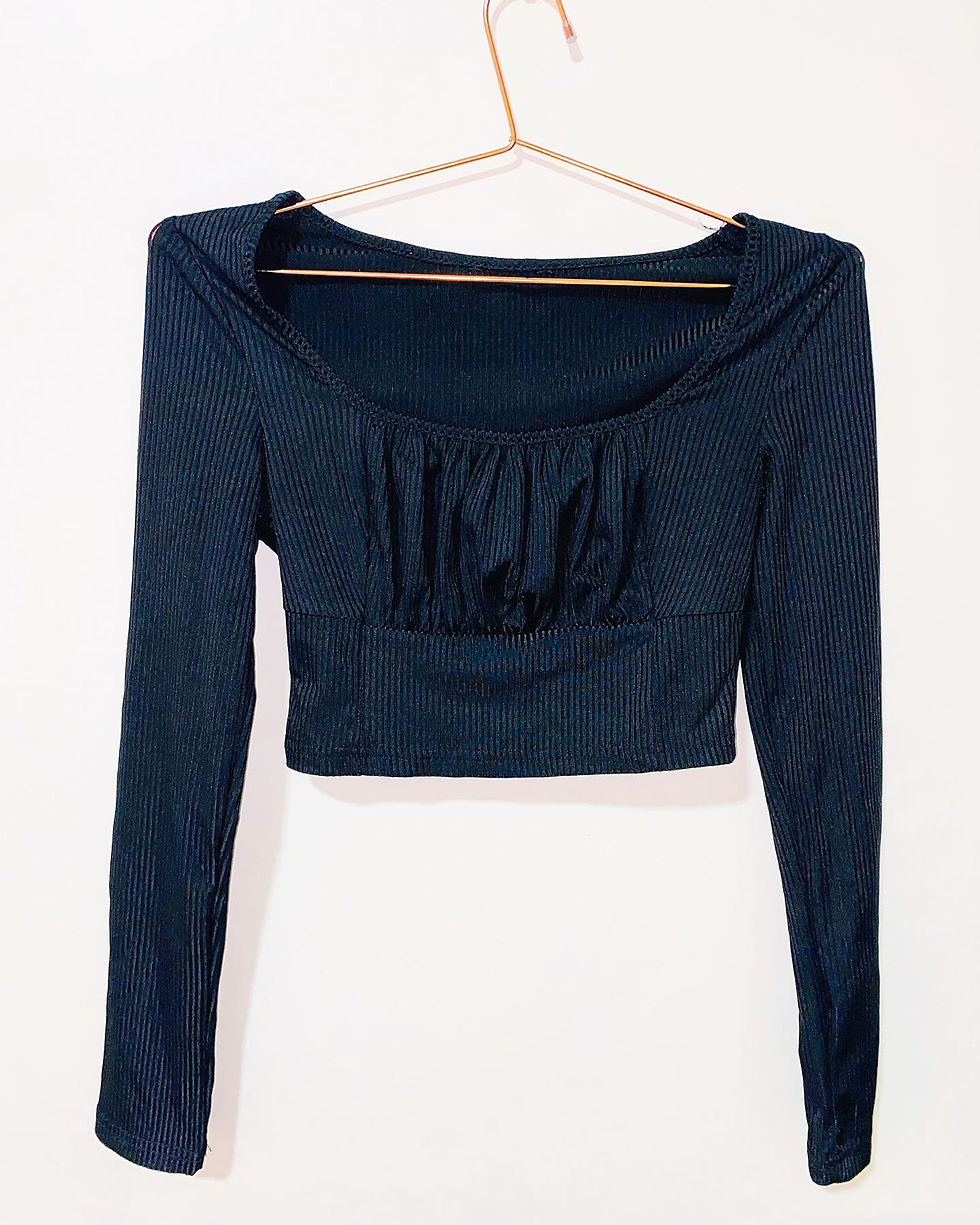 Miniatura: Cropped manga fancy