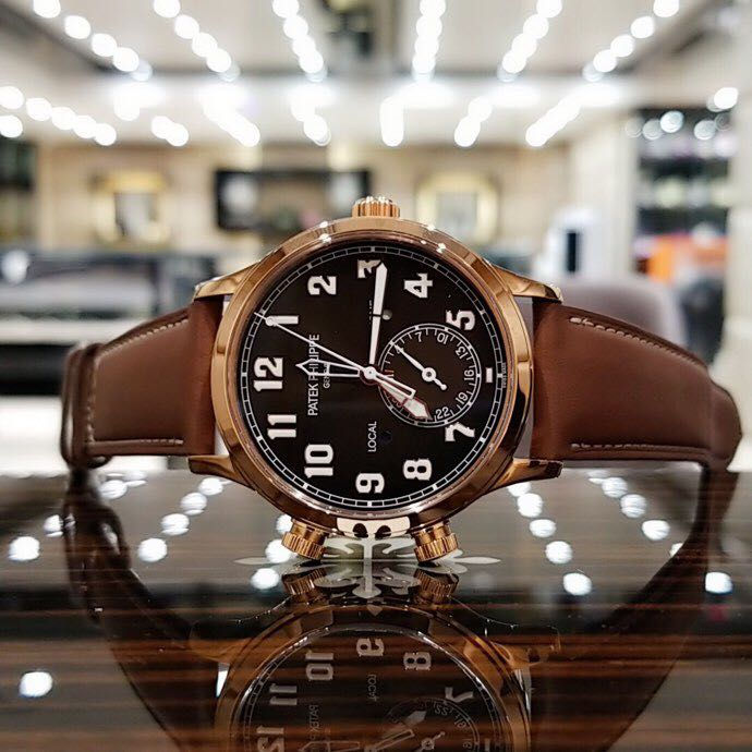 Thumbnail: Patek Philippe Calatrava 5524R-001
