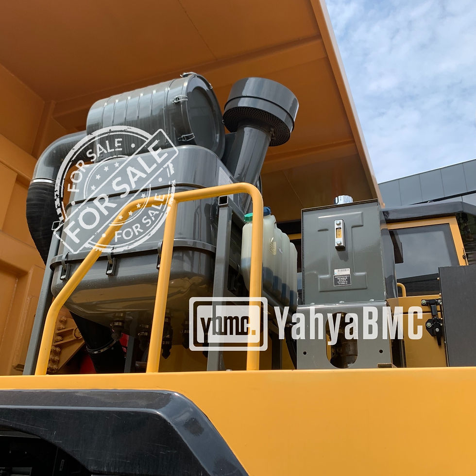 Thumbnail: SINOTRUK Yellow River-120 Heavy Mining Truck
