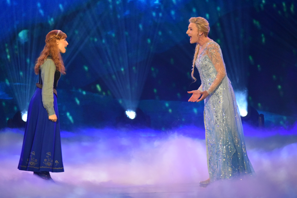 „Eiskönigin“-Stars Willemijn Verkaik und Abla Alaoui in der „Beatrice Egli Show“: Die schönsten Fotos und alle Infos zum Auftritt | „Eiskönigin“-Stars Willemijn Verkaik und Abla Alaoui in der „Beatrice Egli Show“: Die schönsten Fotos und alle Infos zum Auftritt |