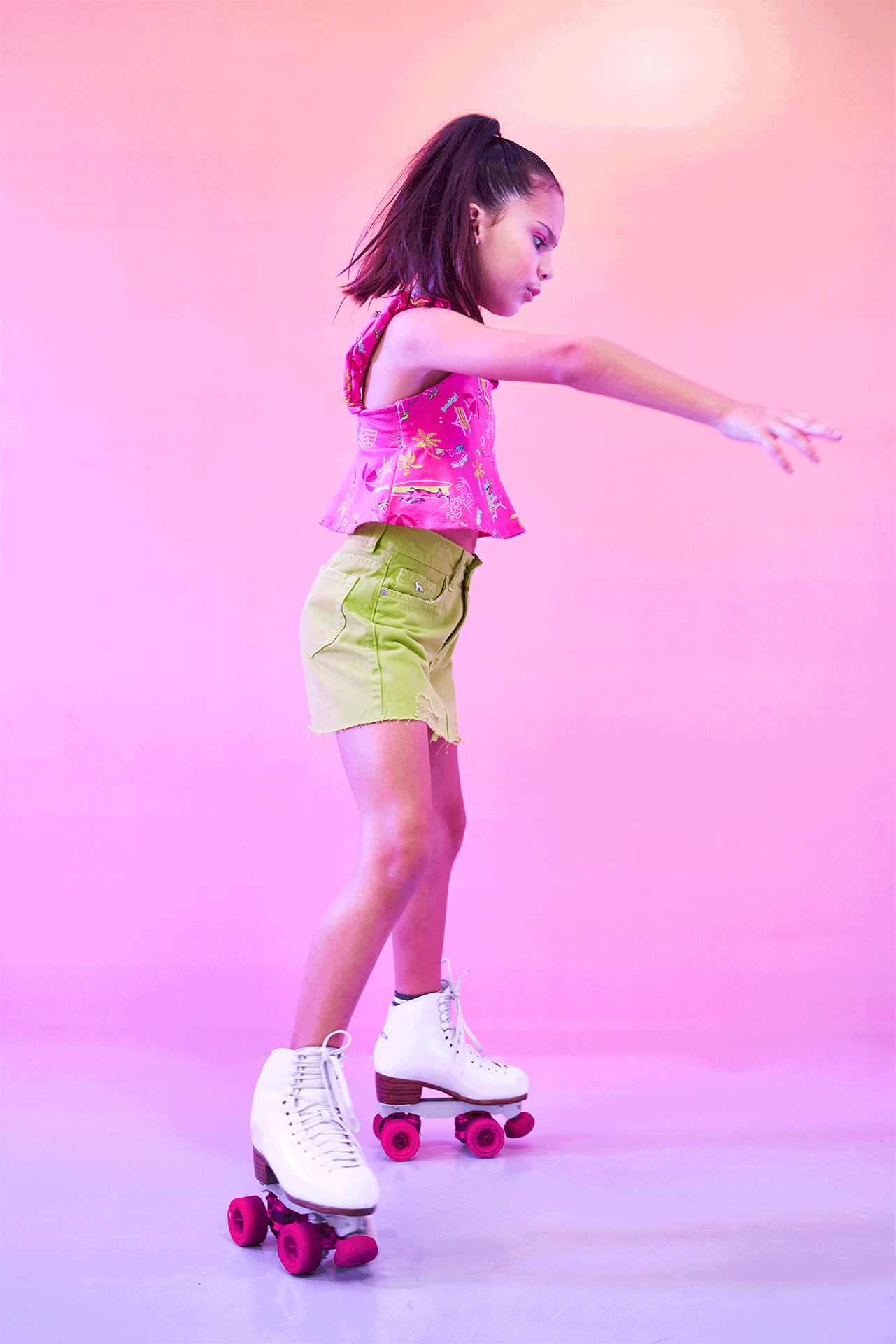 ACT_VER_96_YOUNG_STOP_MOTION_PATINS.gif