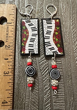 pianowithruler.jpg
