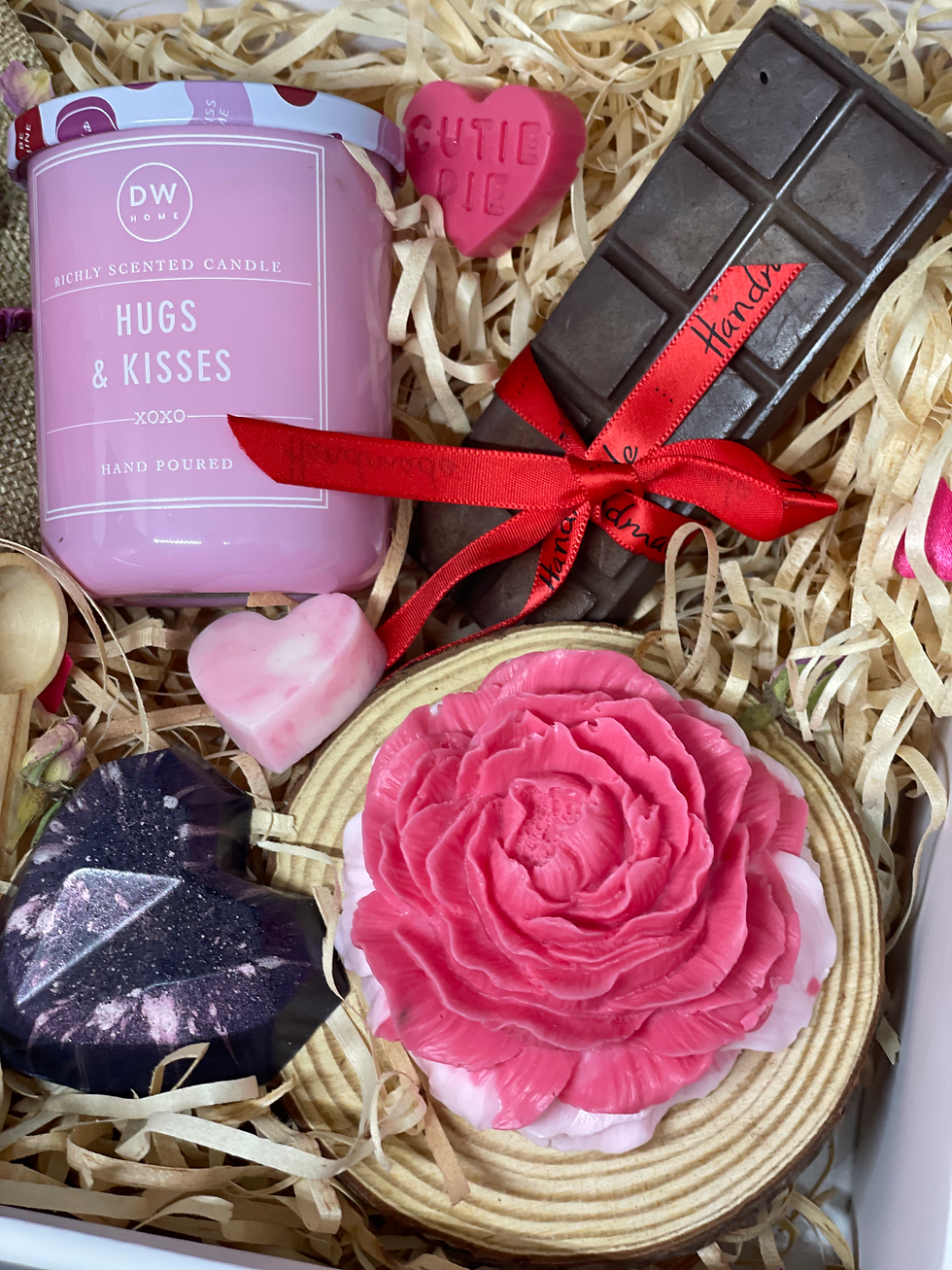 Thumbnail: DELUXE 'GALENTINES' - ROSE BATH SET
