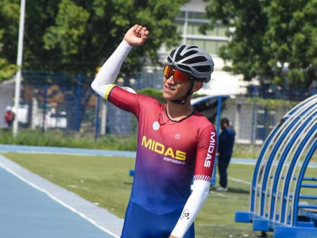 ¡'Rey Midas' mandó en Santa Marta! Carlos Pisciotti logró tres doradas en Gran Prix de patinaje