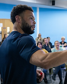  A busy event, event photographer