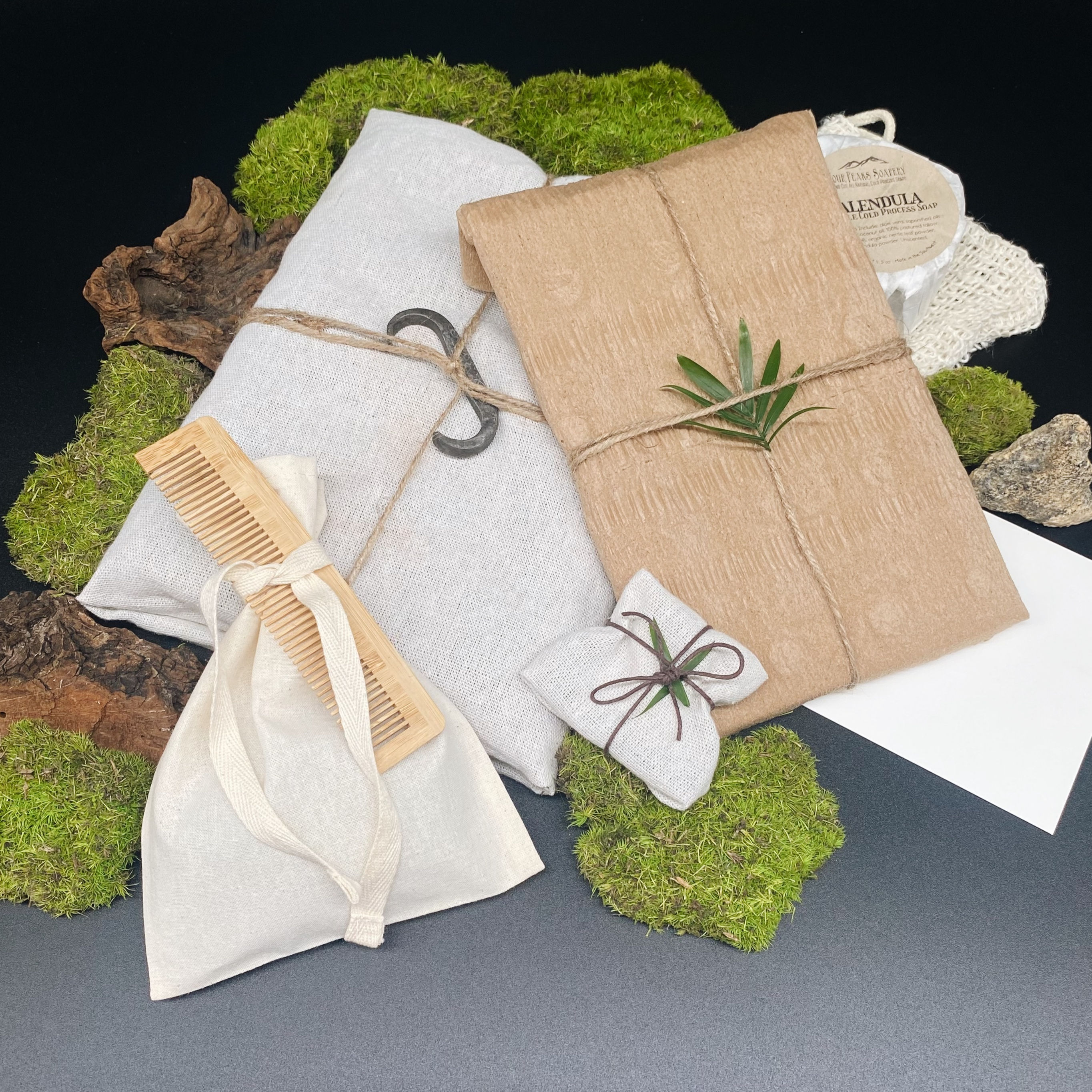 Earthen Man linen-wrapped gift set with moss