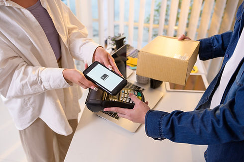 woman-customer-using-qr-code-payment-via-smartphon-2024-12-22-23-18-12-utc.jpg