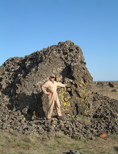 Eastern Washington fluvial volcanic boulder