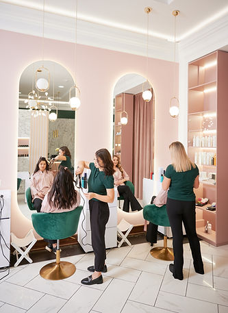 A'vion Salon & Spa Suites