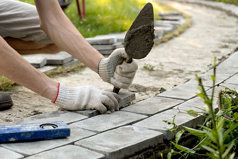 self-laying-of-concrete-paving-slabs-in-the-courty-2025-06-22-08-21-36-utc.jpg