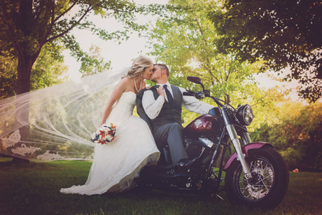 a76bad_a21541c3da154da69daff87951be3f54~mv2_d_4055_2707_s_4_2.jpg