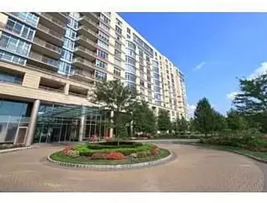 8100 River Rd 809