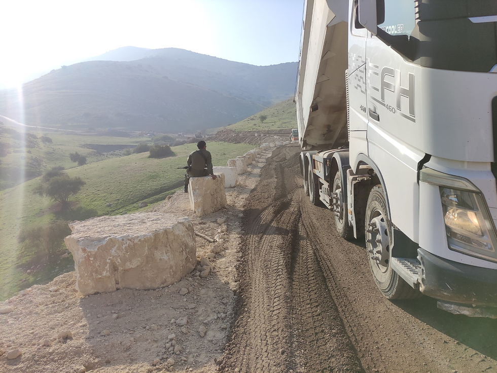 צה"ל מסייע בהקמת ותפעול מאחזים לאורך הגדר