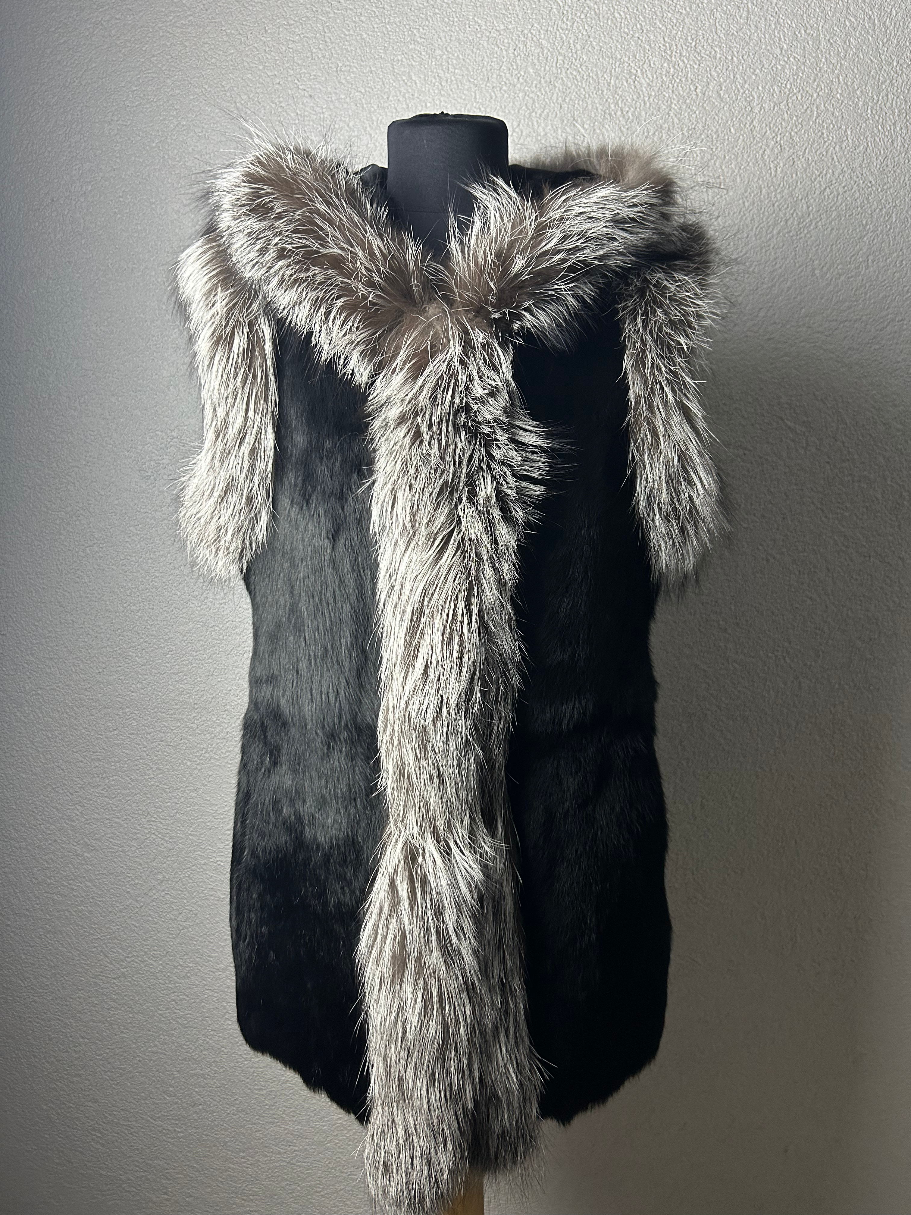 Cruella Siyah Gri Kurk Yelek