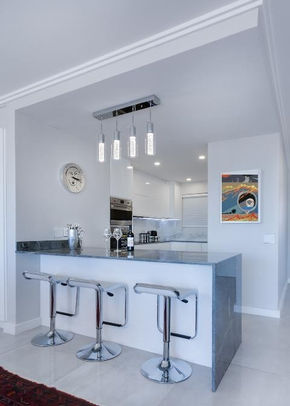 DECORATE YOUR HOME | Quem é que disse que as serigrafias não ficam bem na cozinha?