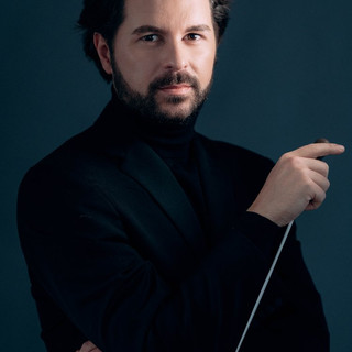 Simon Rivard Photo with baton