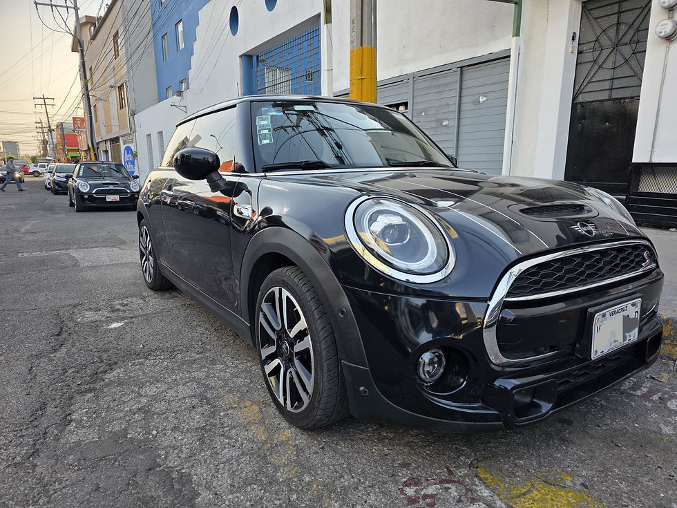 Miniatura: MINI COOPER 2021