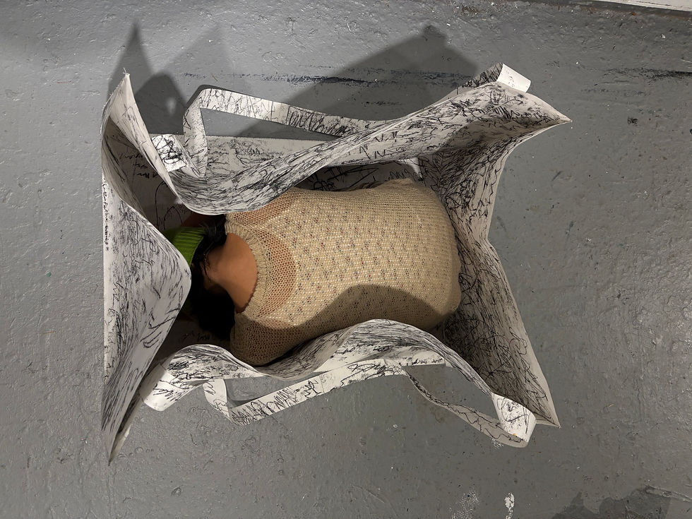 Mia INSIDE her sculpture!