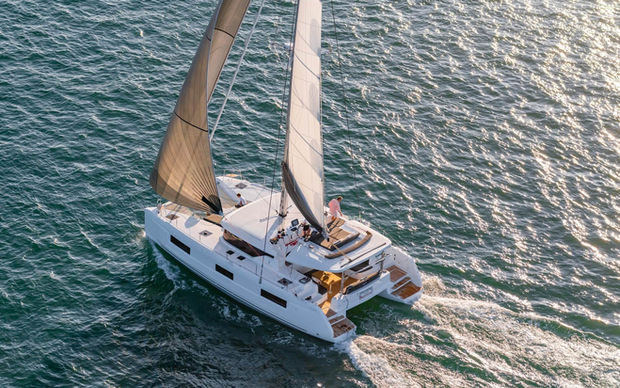 Yacht charter Greece 