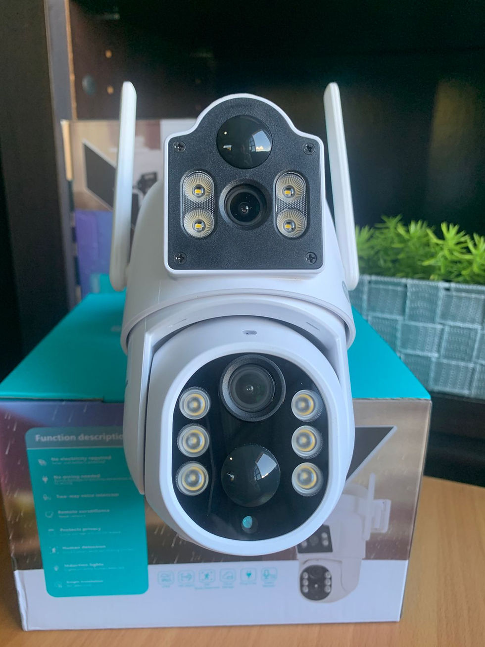 Thumbnail: VX-SOWF-4MP: VX-VIDEO SOLAR POWERED SMART ALARM PTZ SECURITY CAMERA