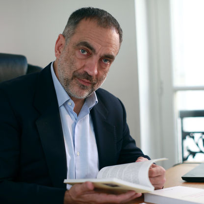 Le grand remplacement qui va s'opérer, c'est celui des jeunes par les vieux !