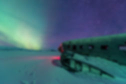northern-lights-plane-wreckage-iceland.jpg