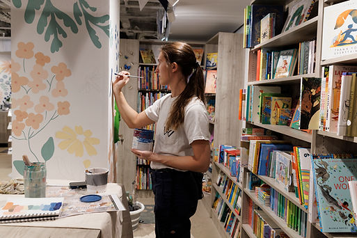 031825 MR Alex Mauss Wonderland Books 10.jpg