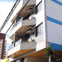 Frente hotel