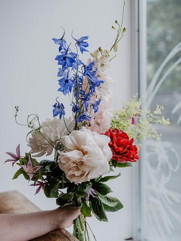 250505_foundbyheart_Nora_Brumm_Branding_Wildflower_Natascha_Spillmann-179.jpg